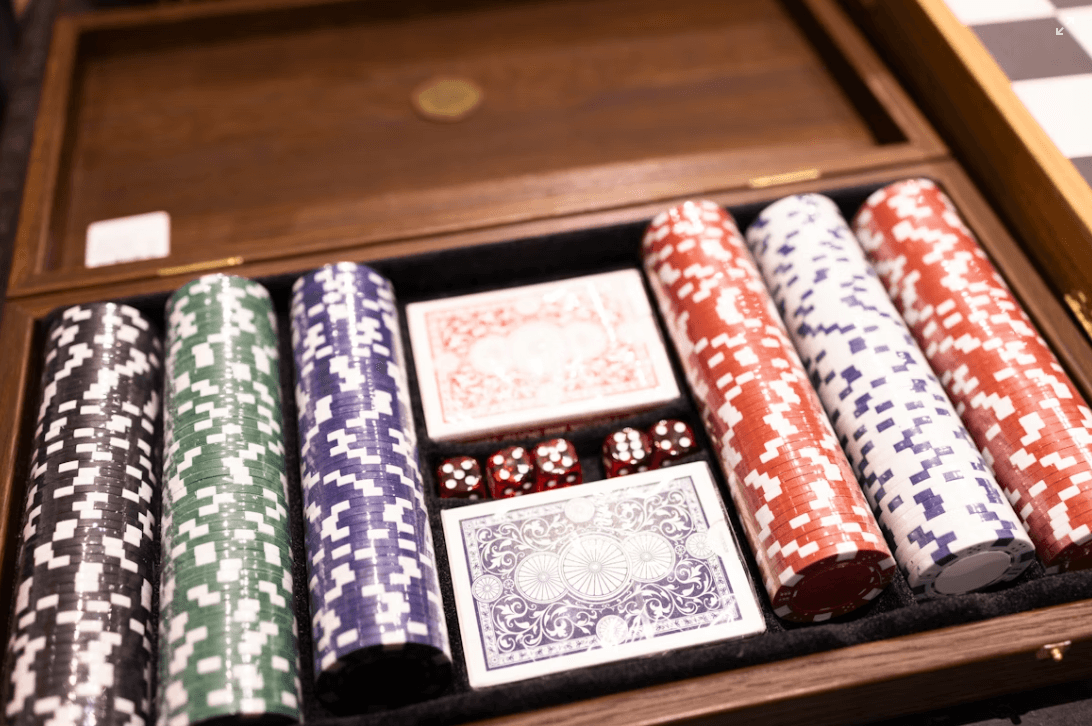 Free Poker Tournament Langley | Artful Dodger Texas Hold’em